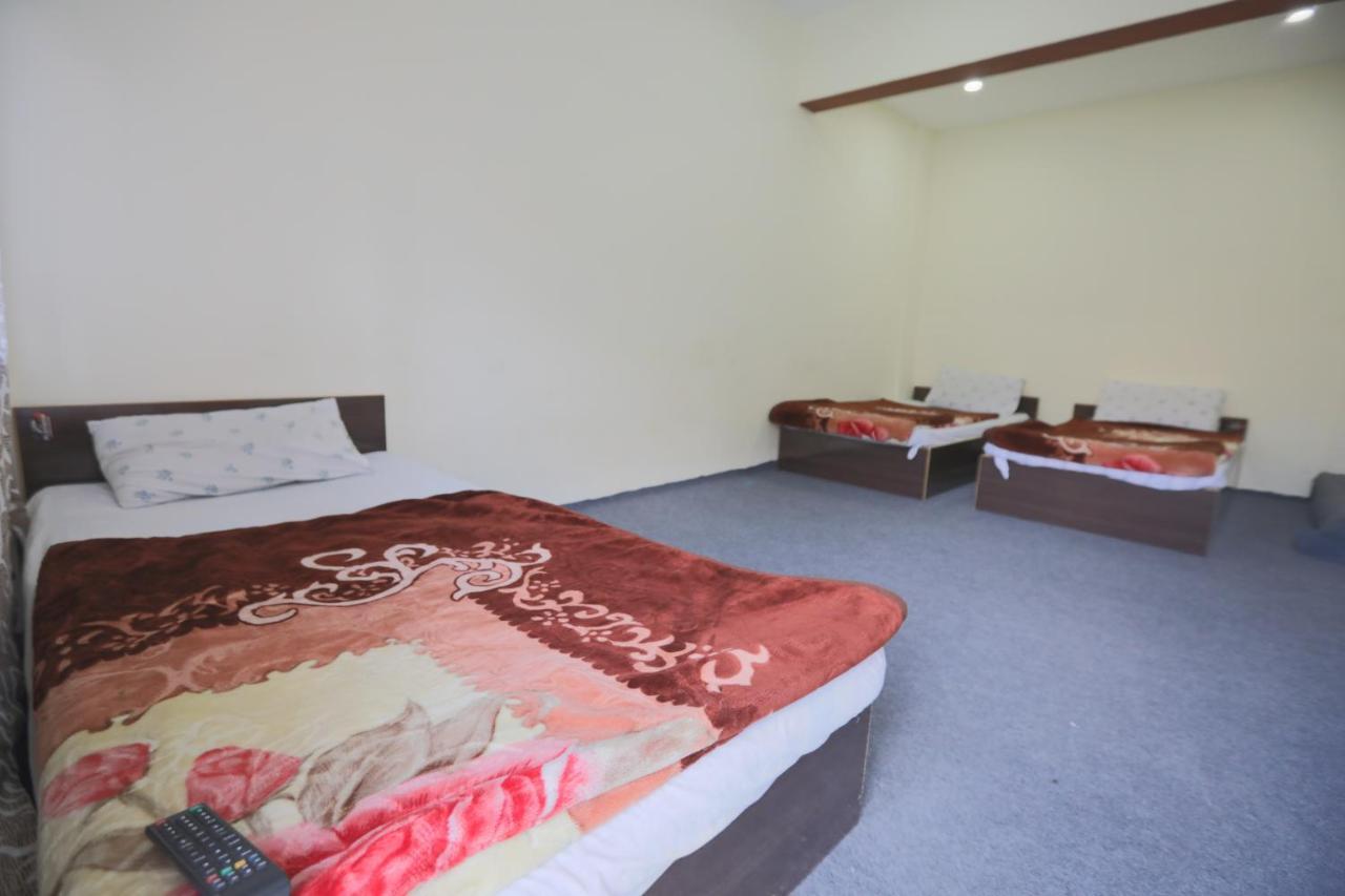Hunza City Hotel Karimabad  Zewnętrze zdjęcie
